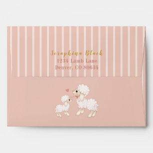 Enveloppe Invitation au Baby shower d'agneau rose