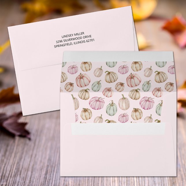 Enveloppe Invitation Baby shower Citrouille rose (Pink baby shower invitation envelopes with printed lining of pastel pumpkins)