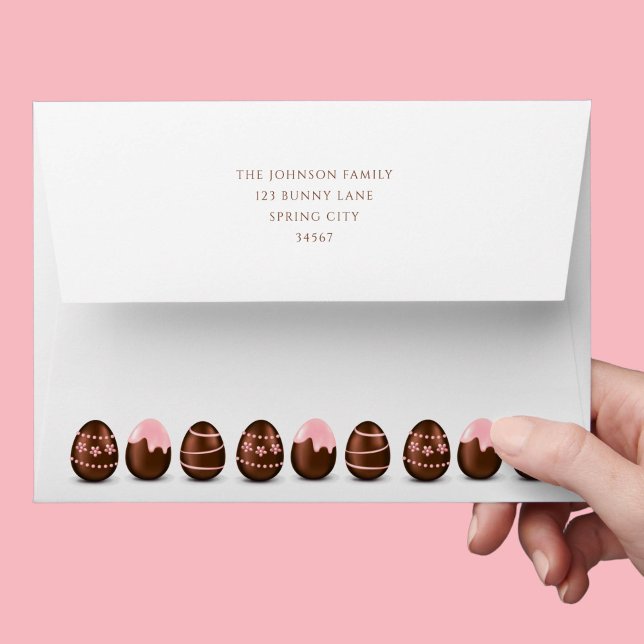 Enveloppe Jolie adresse de retour de Pâques pour les oeufs a (Cute Chocolate Eggs Happy Easter Return Address Envelope)