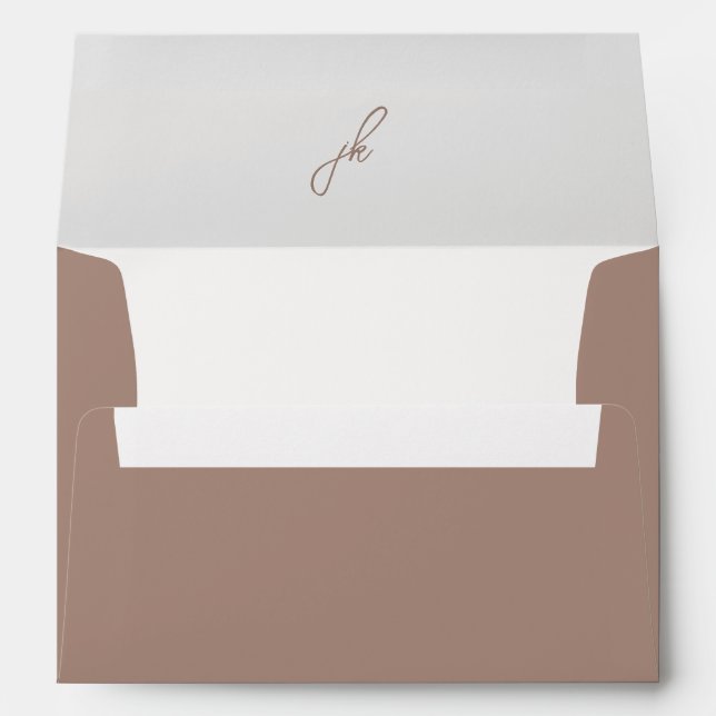 Enveloppe Jordan Light Script Brown Monogramme Mariage éléga (Dos (Bas))