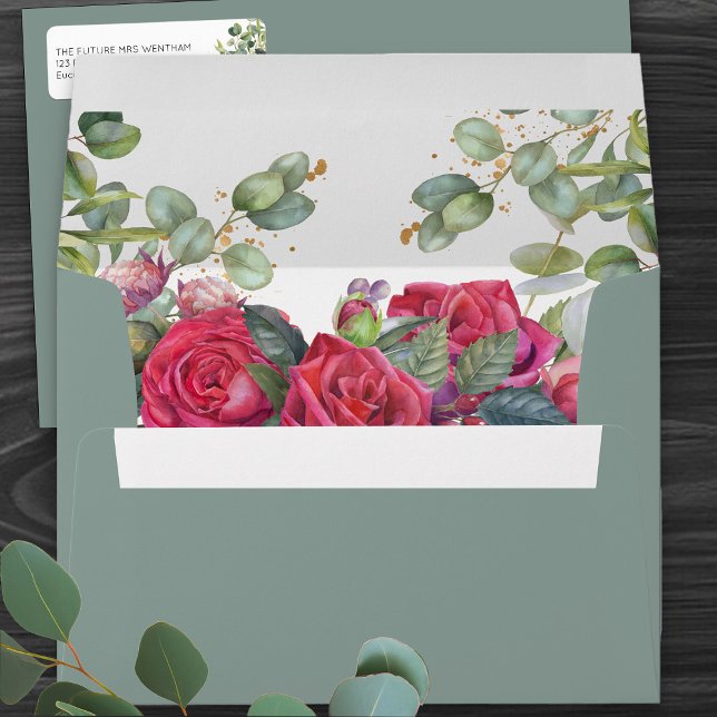 Enveloppe Mariage de roses rouges et d'eucalyptus (Romantic floral green wedding envelopes  from my Red Rose and Eucalyptus Wedding Collection)