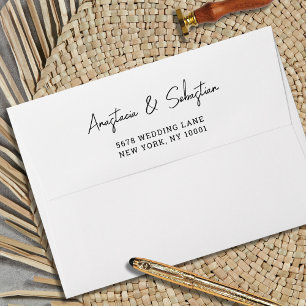 Enveloppe Mariage de script élégant en noir et blanc simple