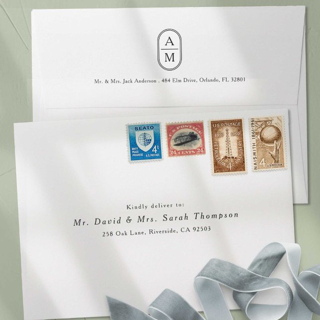 Enveloppe Mariage moderne des initiales en noir et blanc (Créateur téléchargé)