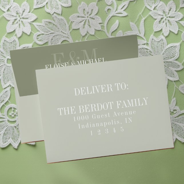 Enveloppe Mariage Monogramme Vert Sauge Écriture Moderne (Invite guest to your big day with this Modern Script Sage Green Monogram Wedding envelope! )