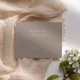 Enveloppe Mariage Taupe Moderne Minimaliste Script