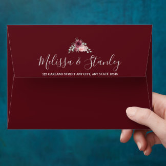 Enveloppe Marsala de Bourgogne rustique et Mariage floral ro