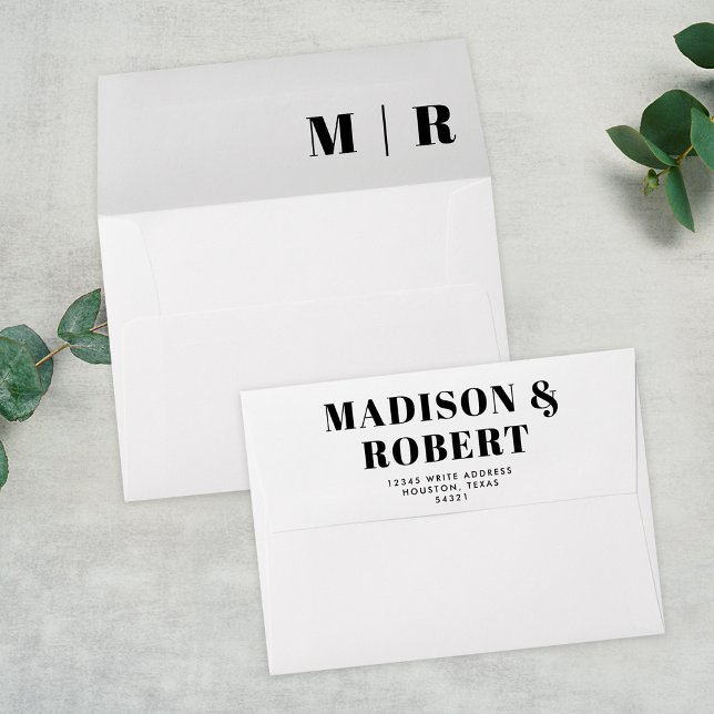 Enveloppe Moins chic noir et blanc Monogramme Mariage gras (Créateur téléchargé)