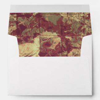 Enveloppe motif de camouflage Rose sur un mur en carrelage a