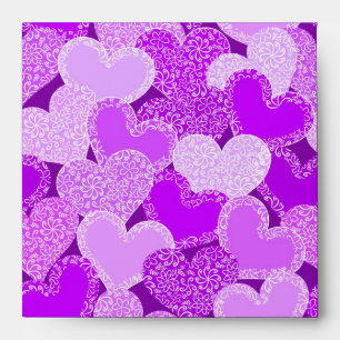 Enveloppe Motif de coeurs floraux pourpres