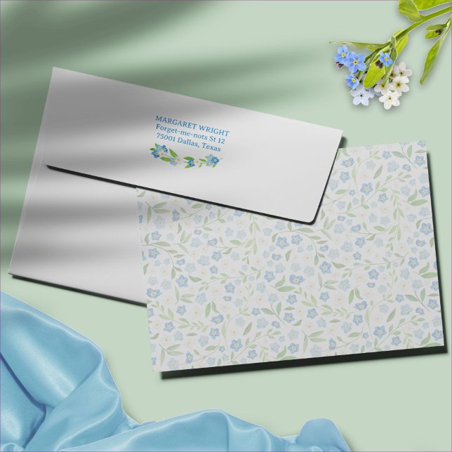 Enveloppe Ne m'oubliez pas Faire-part de mariage bleu et bla (Forget Me Not Blue and White Wedding Invitation Envelope)