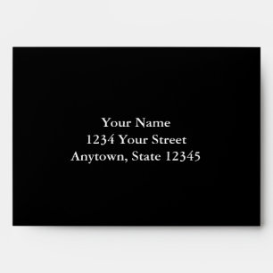 Enveloppe noire avec l'adresse faite sur commande
