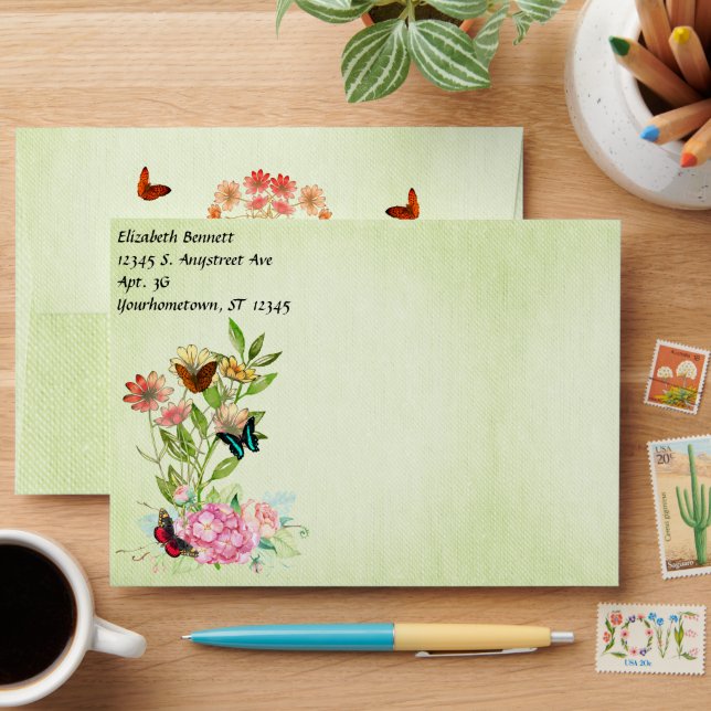 Enveloppe Papillons Fleurs sur Texture Tissu Vert (Desk)