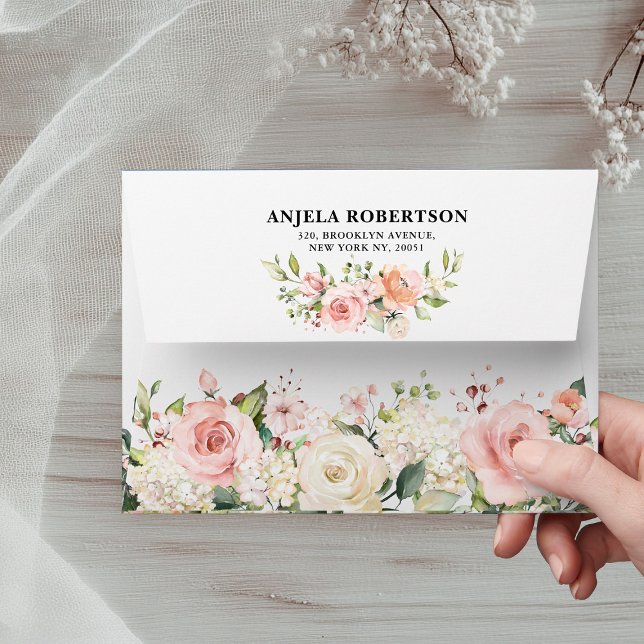 Enveloppe Pastel Rose Rose Florals Mariage botanique moderne (Pastel Pink Rose Florals Modern Botanical Wedding Envelope)