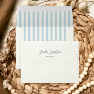 Enveloppe rayée bleu foncé