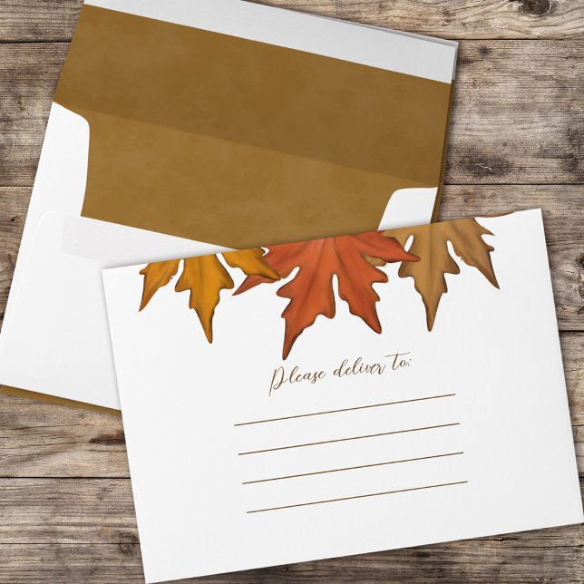 Enveloppe Récolte d'aquarelle d'automne simple Cornucopia (Fall autumn leaves foliage simple envelope with red, brown, and gold leaves. )