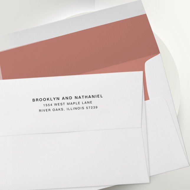 Enveloppe rose mauve simple avec adresse de retour (Créateur téléchargé)