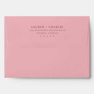 Enveloppe Rouge Minimaliste Élégant Atténué
