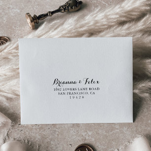 Enveloppe RSVP auto-adressée en calligraphie moder