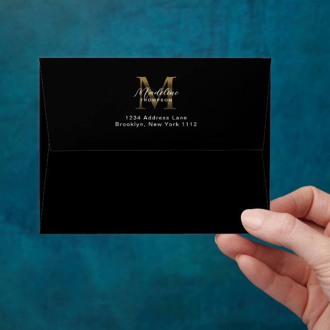 Enveloppe Script Metallic Black Gold Monogram Address (Hand)
