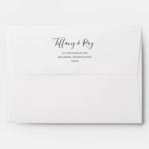Enveloppe simple et élégante d'invitation de maria
