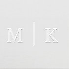 Enveloppe simple et minimaliste de monogramme Mari