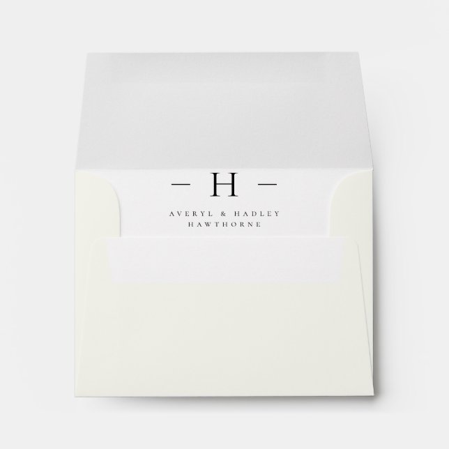 Enveloppe Simple moderne Monogramme Couple ivoire initial (Dos (Bas))