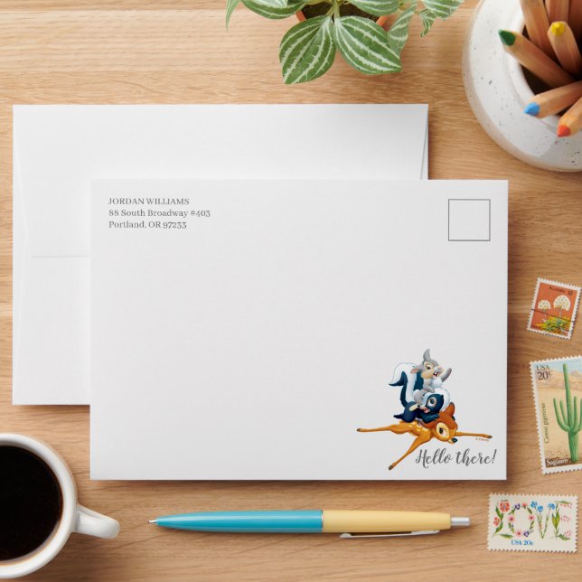 Enveloppe Thumper, Fleur et Bambi empilés pendant le jeu (Desk)