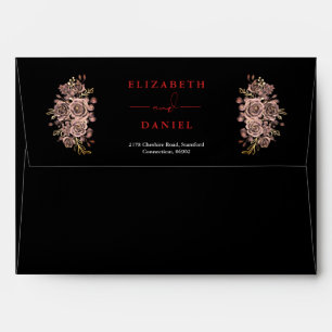 Enveloppe Timbres Floraux de Roses Gothiques Noir et Rouge A