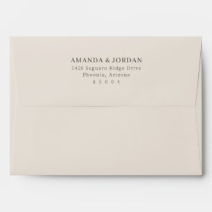 Enveloppe Typographie noire sophistiquée