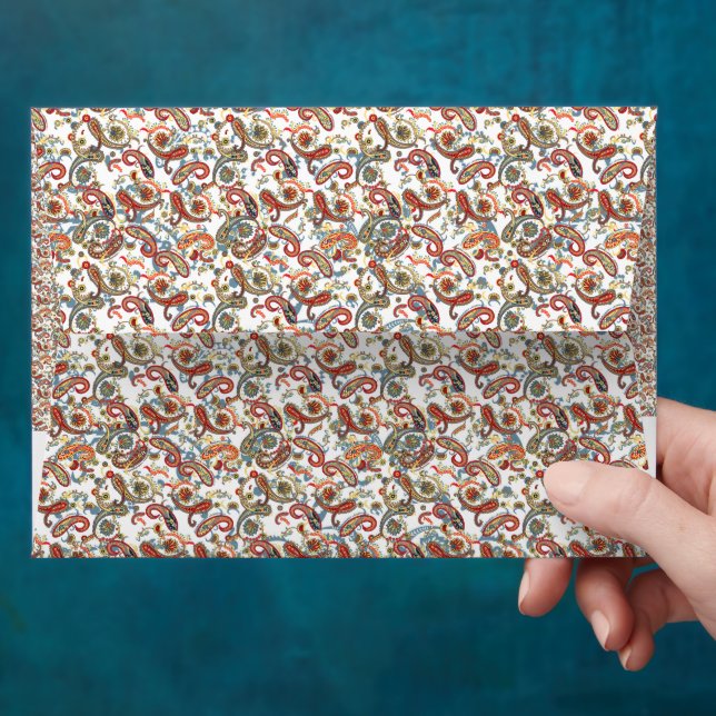 Enveloppe un arrière - plan noir avec une patte rouge, verte (Hand)