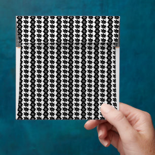 Enveloppe un arrière - plan noir et blanc avec beaucoup de p