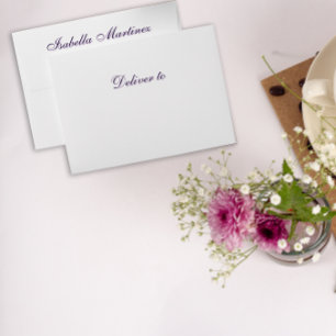 Enveloppe violette de coing gothique