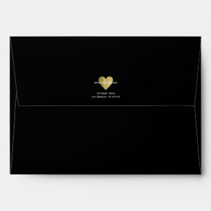 Enveloppes faux or amour coeur avec des noms de couple noir