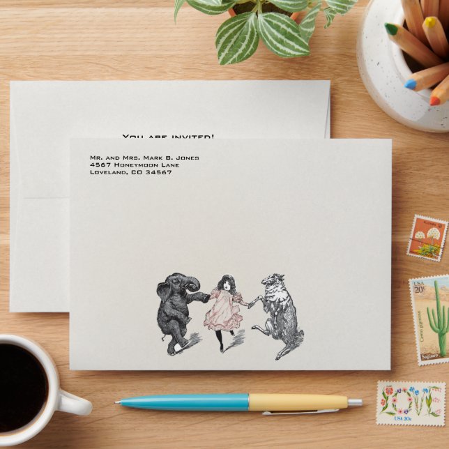 Enveloppes Invitation à une fête d'anniversaire d'animal avec (Desk)