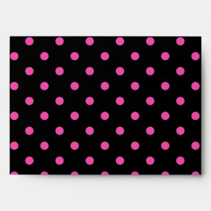 Enveloppes noires pois roses et élégantes.