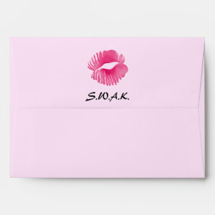 Enveloppes SWAK scellé avec une copie de lèvres de roses