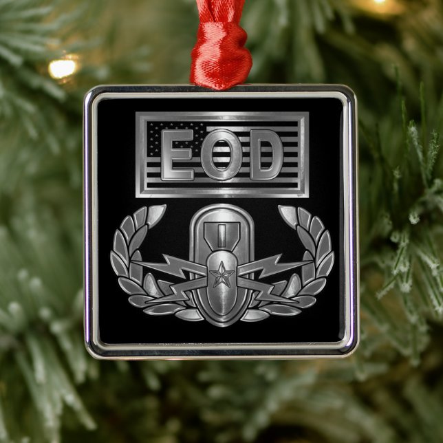 EOD METAL ORNAMENT (Tree)