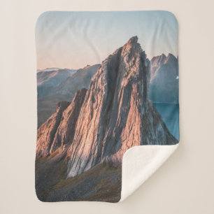 Epic Mountain Norway Sherpa Blanket