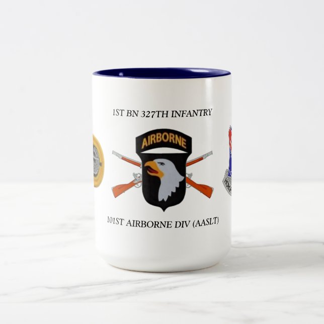 ęr TASSE AÉROPORTÉE de 327TH INFANTERIE de (Centre)