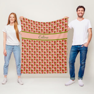 Erdbeeren auf einem rosa Hintergrund in Stoffoptik Fleece Blanket