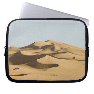 Erg Awbari, Sahara desert, Fezzan, Libya. 4 Laptop Sleeve