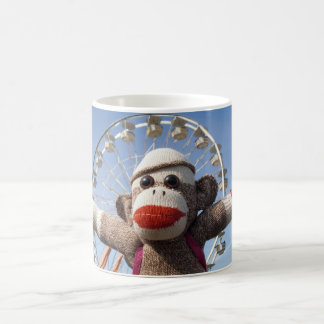 Ernie la tasse de roue de Ferris de singe de