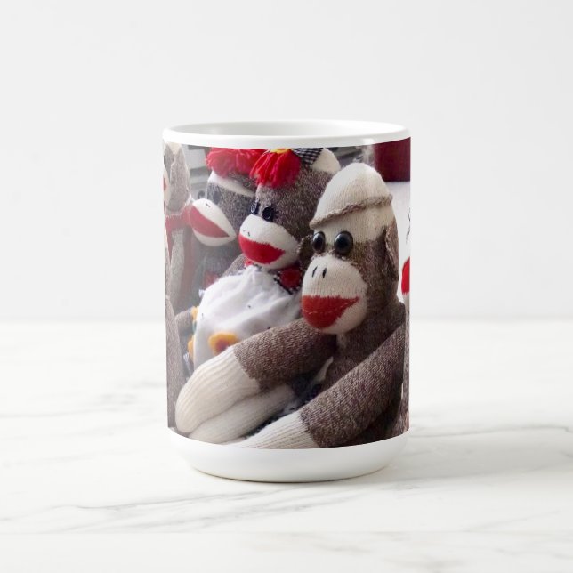 Ernie le singe de chaussette et la tasse d'amis (Centre)