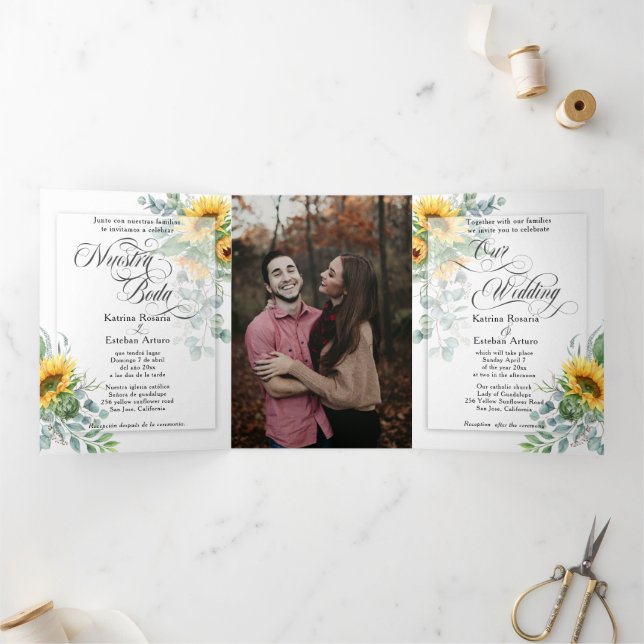 Español English  Sunflowers Girasoles Amarillos Tri-Fold Invitation (Inside)