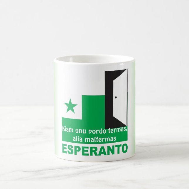 Esperanto/ "Kiam unu pordo fermas, alia malfermas" Coffee Mug (Center)
