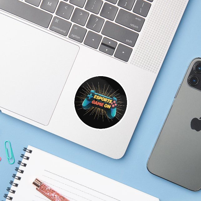 Esports Game Sport (Laptop w/ iPhone)