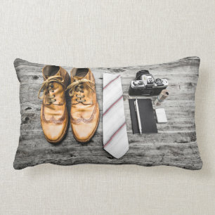 Essentials of a detective lumbar pillow