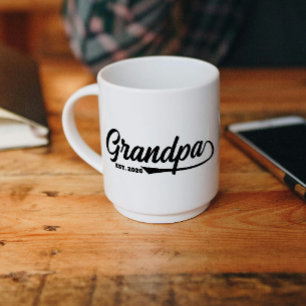 Established New Grandpa Est date Typography  Mug