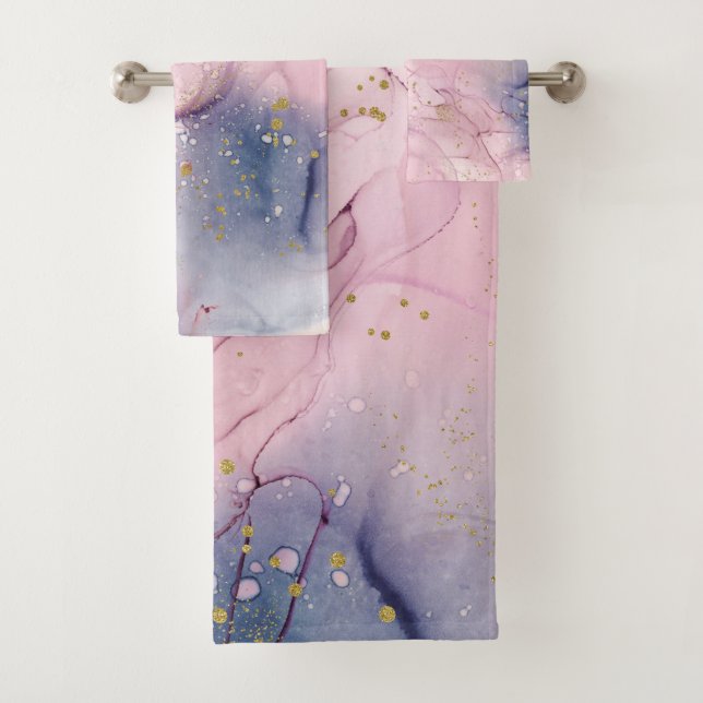 Ethereal Periwinkle Pink & Gold Inky Fantasy Glam Bath Towel Set (Insitu)