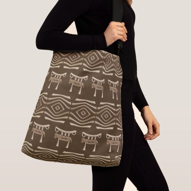 ethnic african tribal pattern crossbody bag (Close Up)